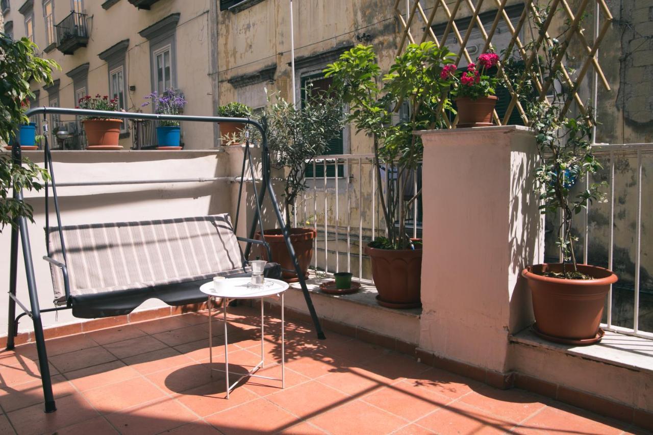 La Casa Del Nespolo, 2 Terrazzi E 2 Bagni In Centro Daire Napoli Dış mekan fotoğraf