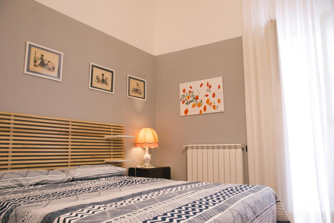 La Casa Del Nespolo, 2 Terrazzi E 2 Bagni In Centro Daire Napoli Dış mekan fotoğraf