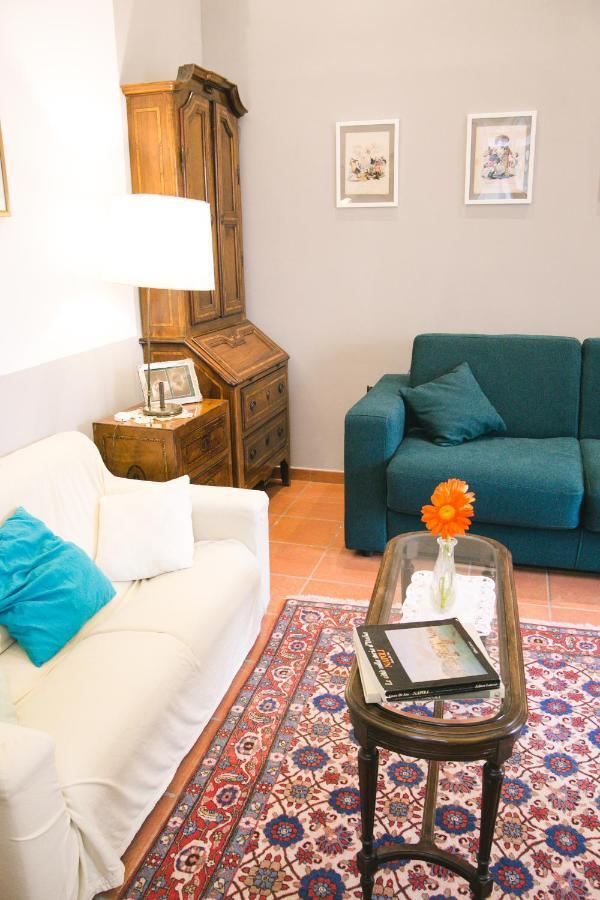La Casa Del Nespolo, 2 Terrazzi E 2 Bagni In Centro Daire Napoli Dış mekan fotoğraf