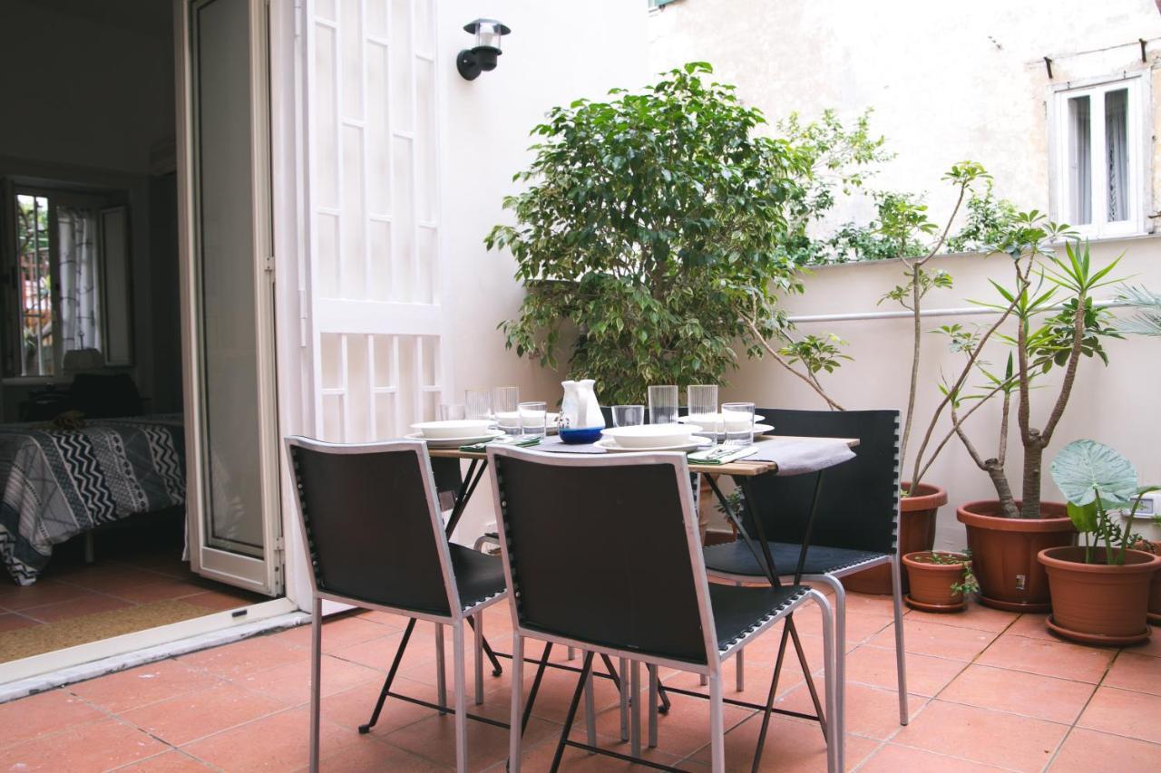 La Casa Del Nespolo, 2 Terrazzi E 2 Bagni In Centro Daire Napoli Dış mekan fotoğraf