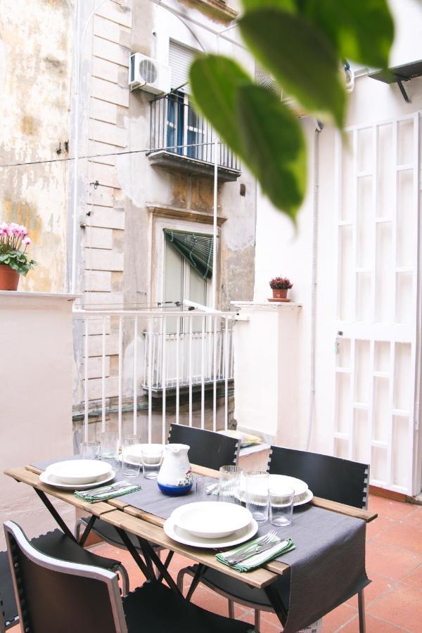 La Casa Del Nespolo, 2 Terrazzi E 2 Bagni In Centro Daire Napoli Dış mekan fotoğraf