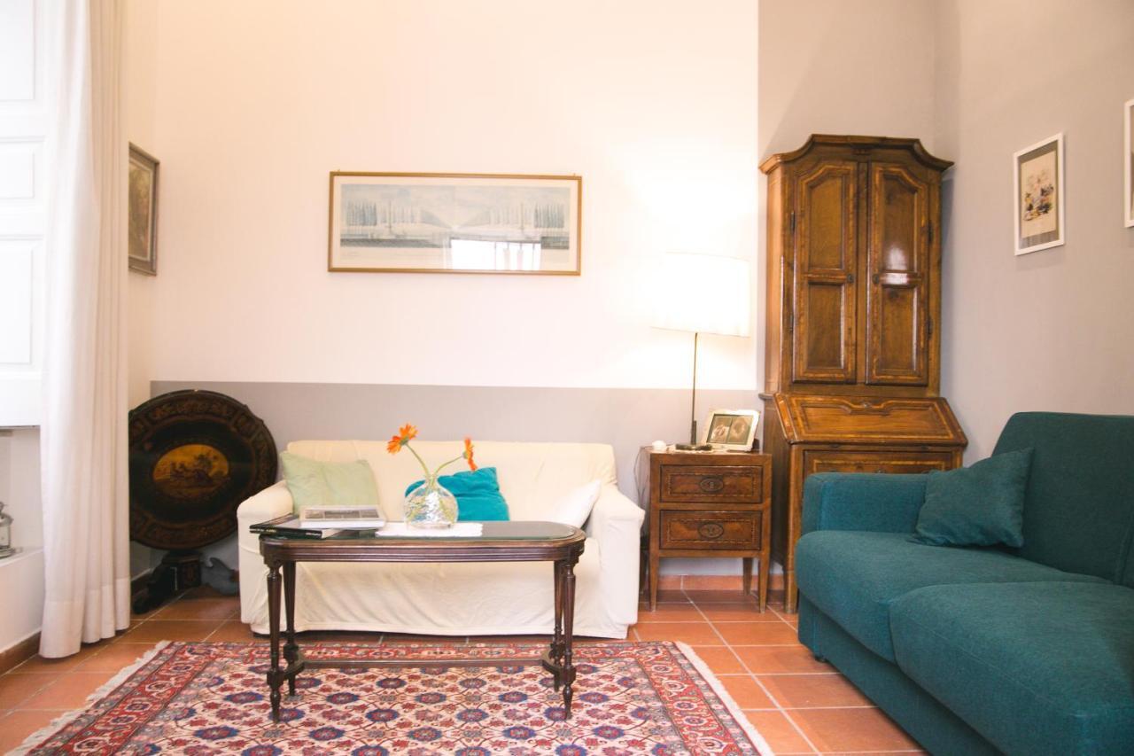 La Casa Del Nespolo, 2 Terrazzi E 2 Bagni In Centro Daire Napoli Dış mekan fotoğraf