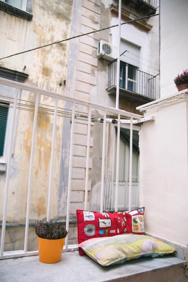 La Casa Del Nespolo, 2 Terrazzi E 2 Bagni In Centro Daire Napoli Dış mekan fotoğraf